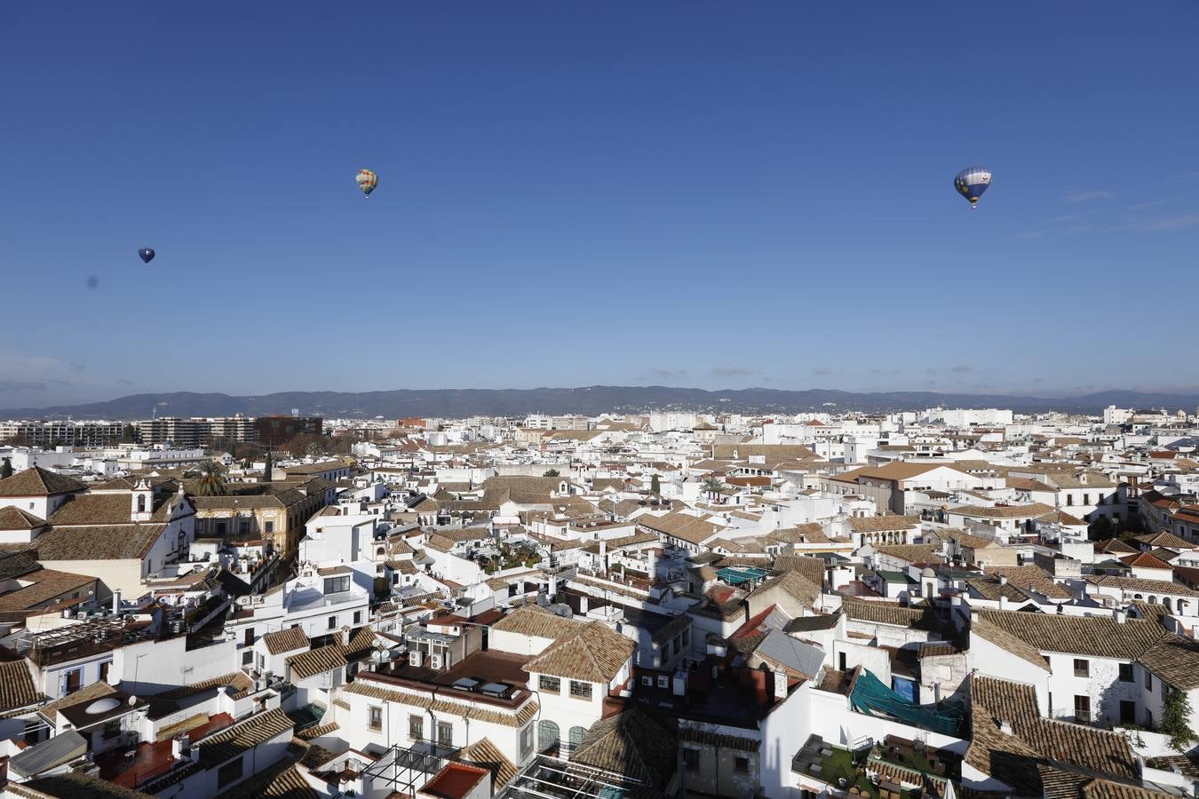 Así ha sido el vuelo de los Reyes Magos por Córdoba (II)