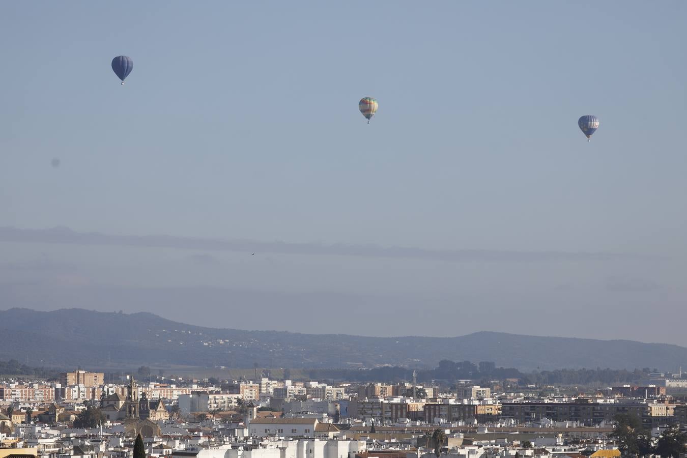 Así ha sido el vuelo de los Reyes Magos por Córdoba (II)