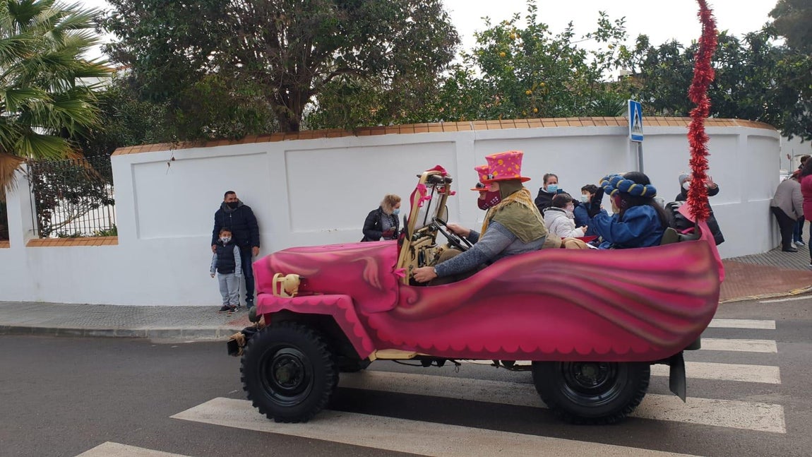 Los Reyes Magos recorren las calles de Chiclana