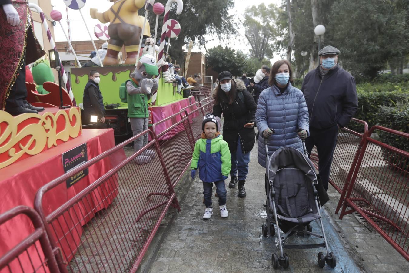 Reyes Magos de Cádiz: largas colas para ver a sus majestades