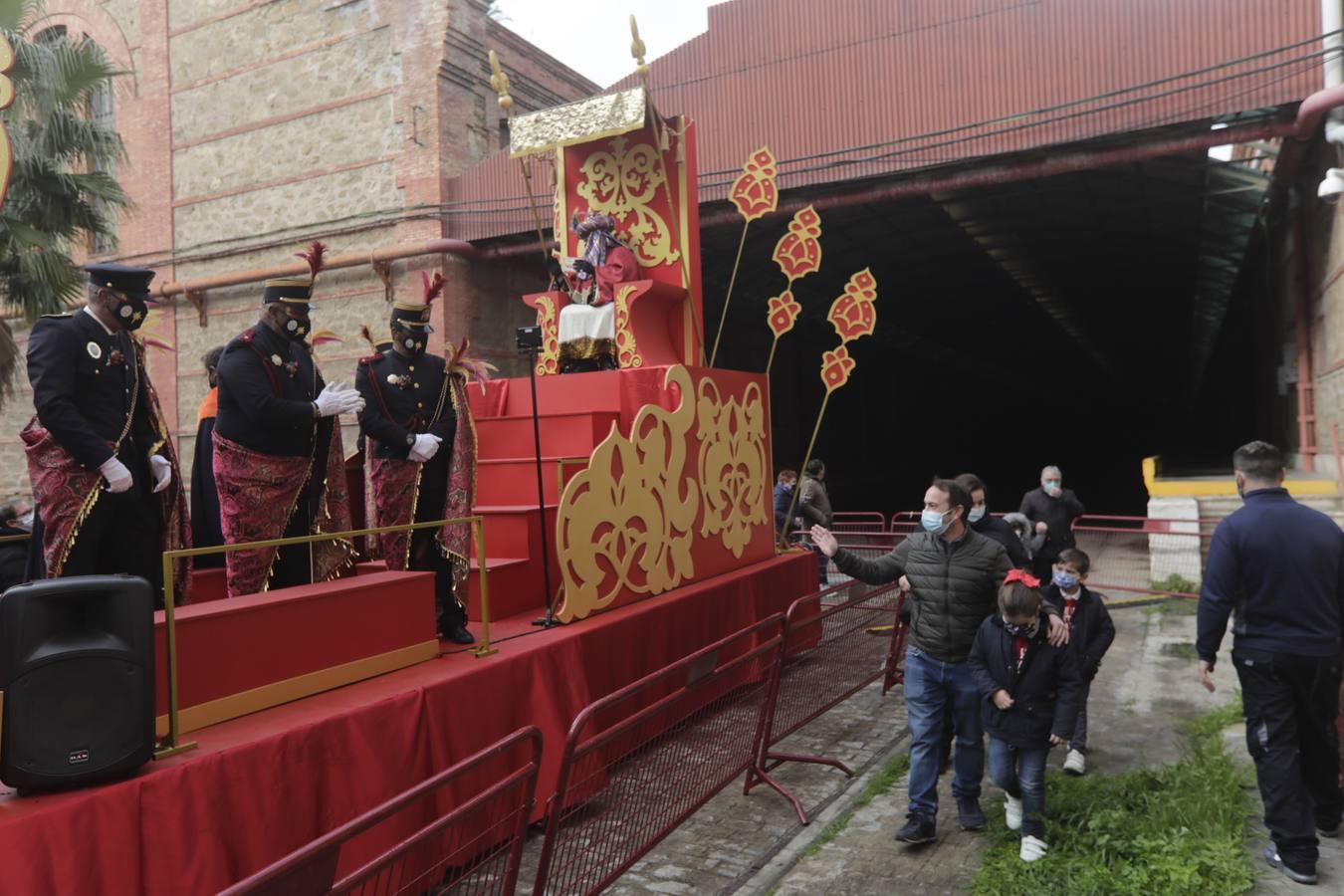 Reyes Magos de Cádiz: largas colas para ver a sus majestades