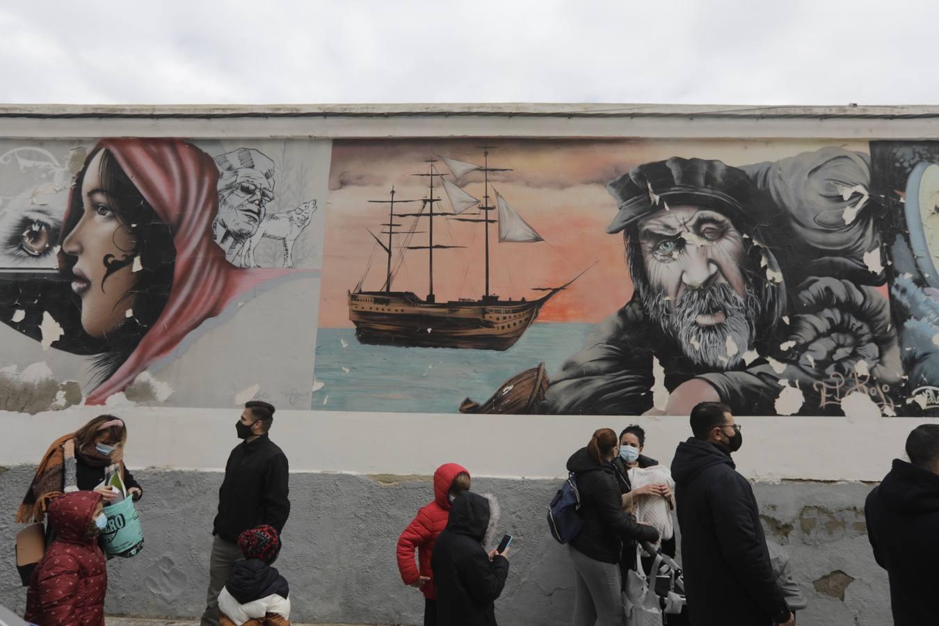 Reyes Magos de Cádiz: largas colas para ver a sus majestades