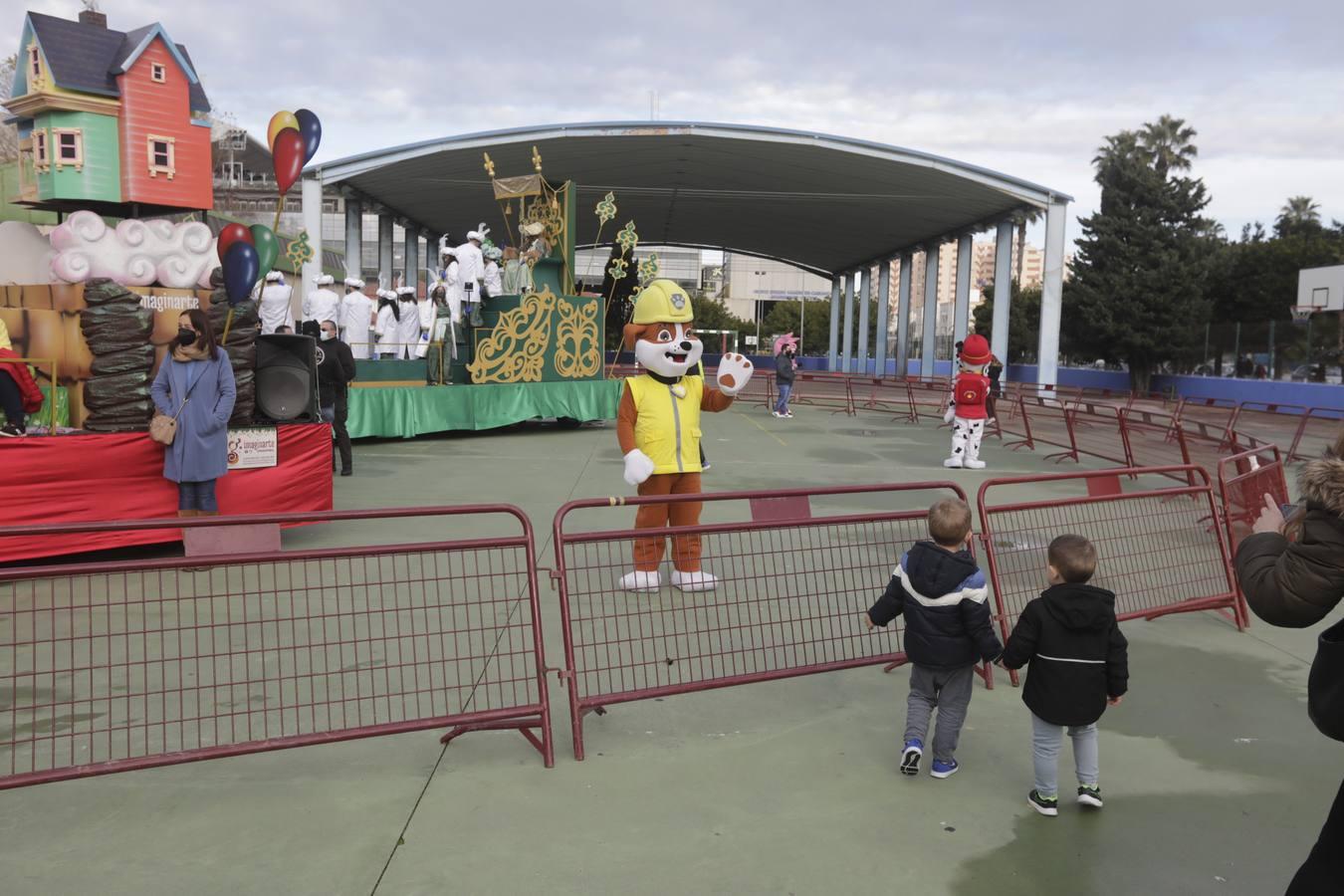 Reyes Magos de Cádiz: largas colas para ver a sus majestades