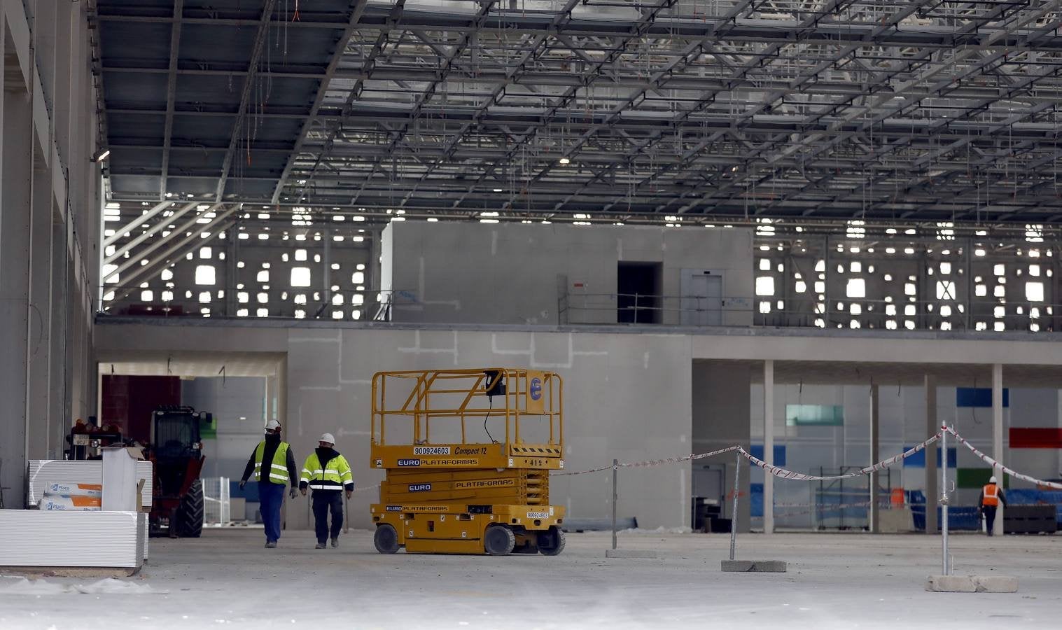 La evolución de las obras en el Centro de Ferias y Convenciones de Córdoba, en imágenes