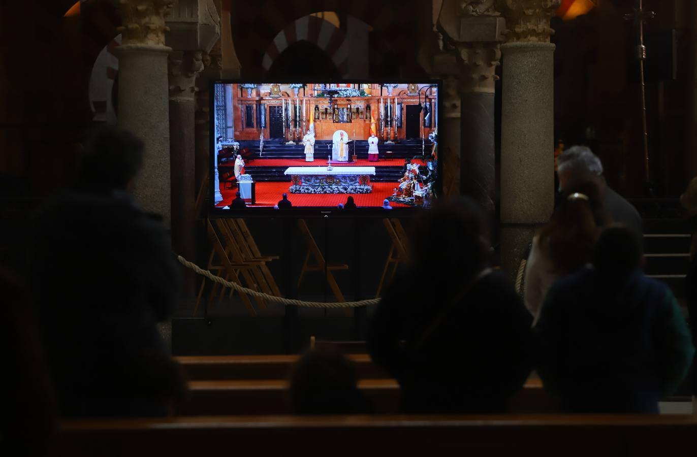 La misa de la Epifanía en la Catedral de Córdoba, en imágenes