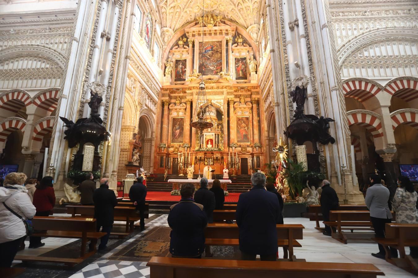 La misa de la Epifanía en la Catedral de Córdoba, en imágenes