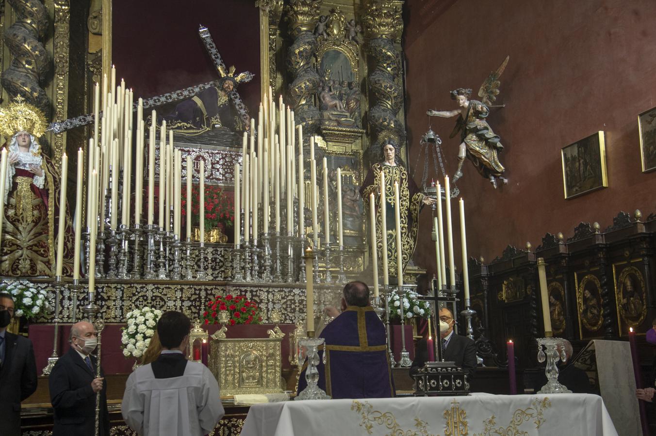 Meditación ante el Señor de las Penas de San Vicente