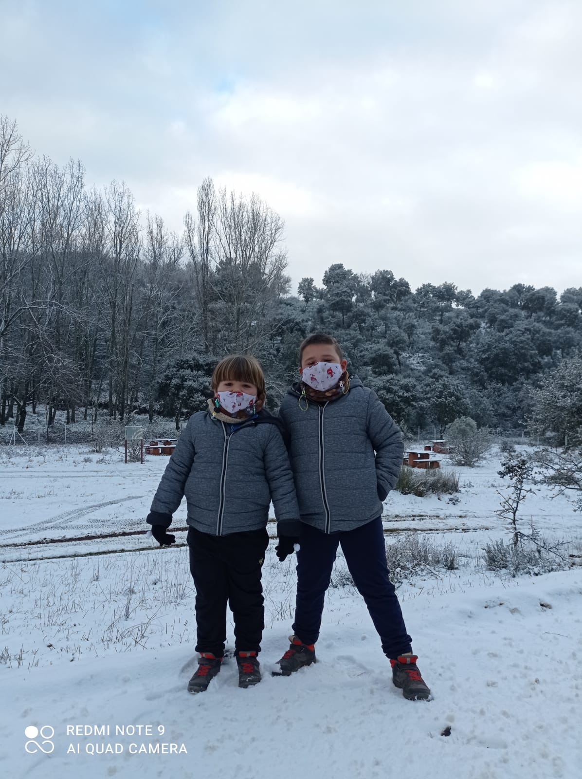 Jugando con la nieve en Constantina