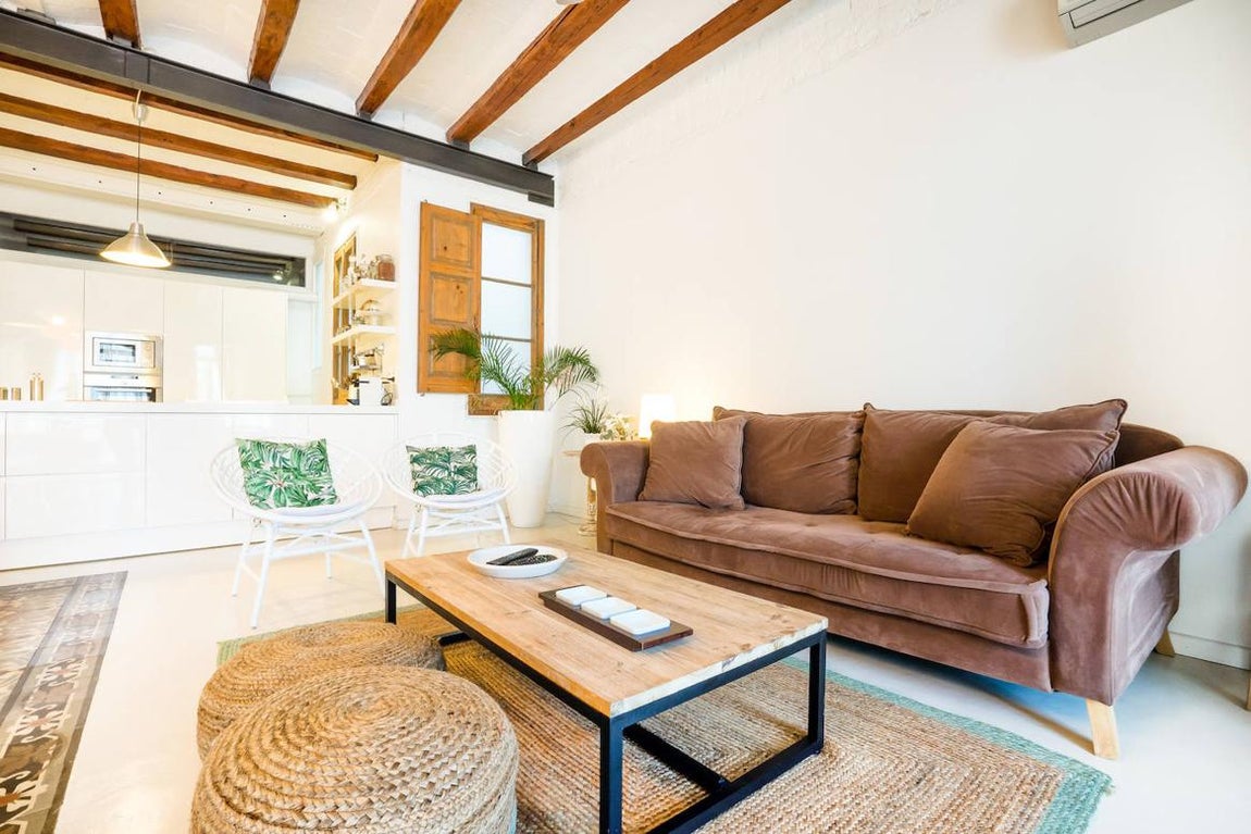 Refugio encantador en Barcelona (España). Casa con capacidad para ocho huéspedes