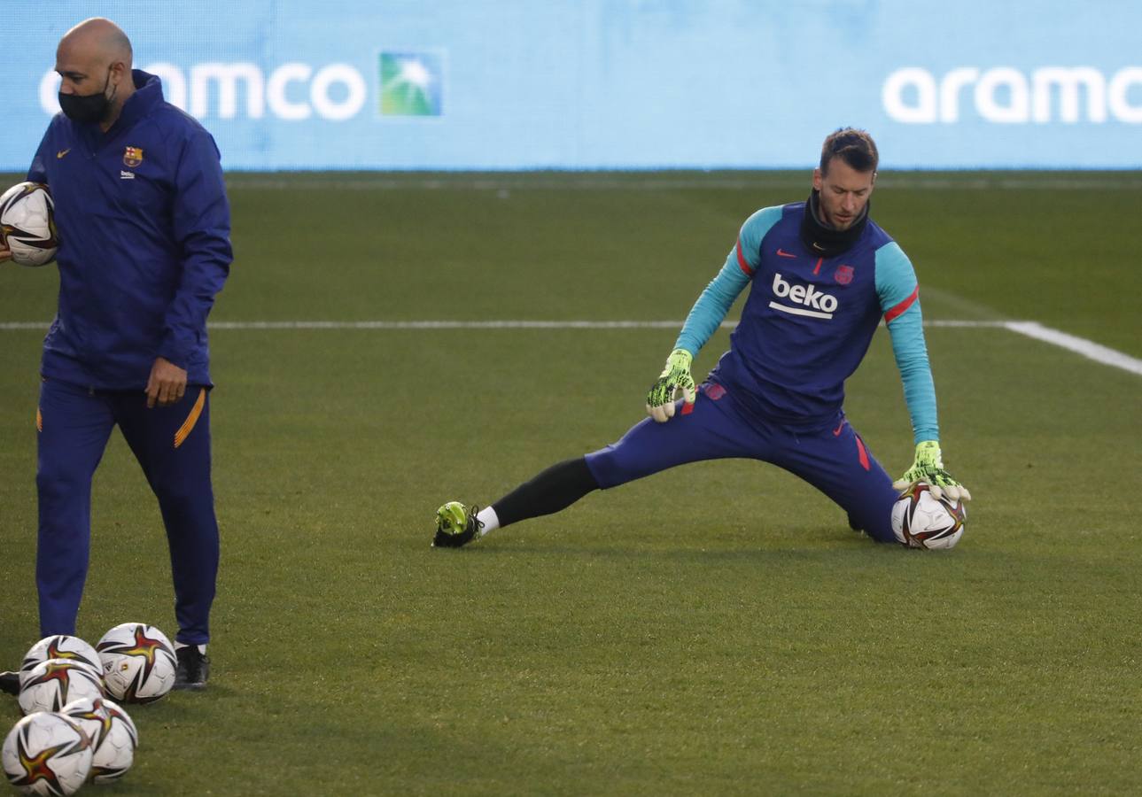 El entrenamiento del Barcelona en El Arcángel en Córdoba, en imágenes