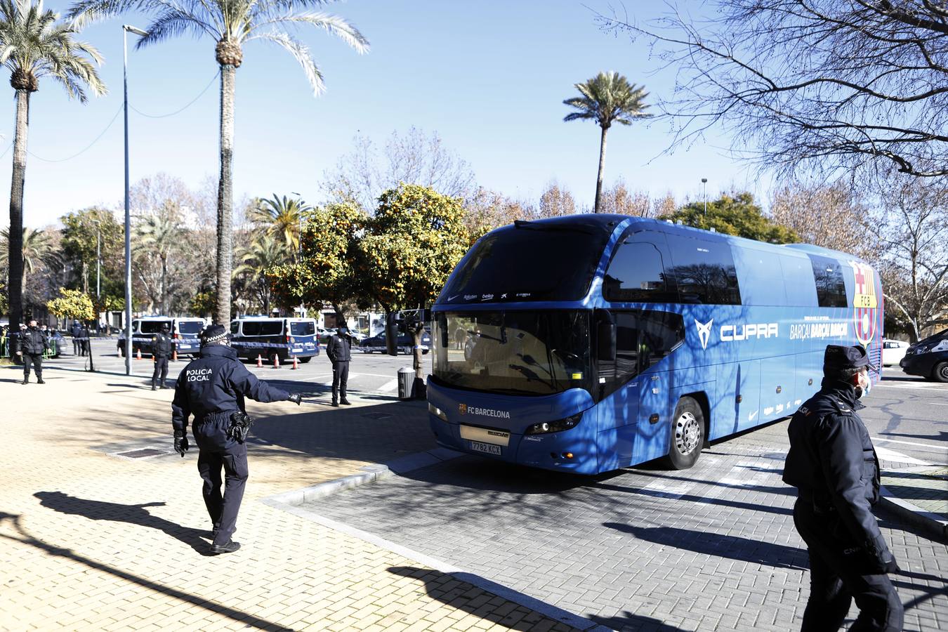 En imágenes, la llegada del Barcelona a Córdoba para disputar la Supercopa