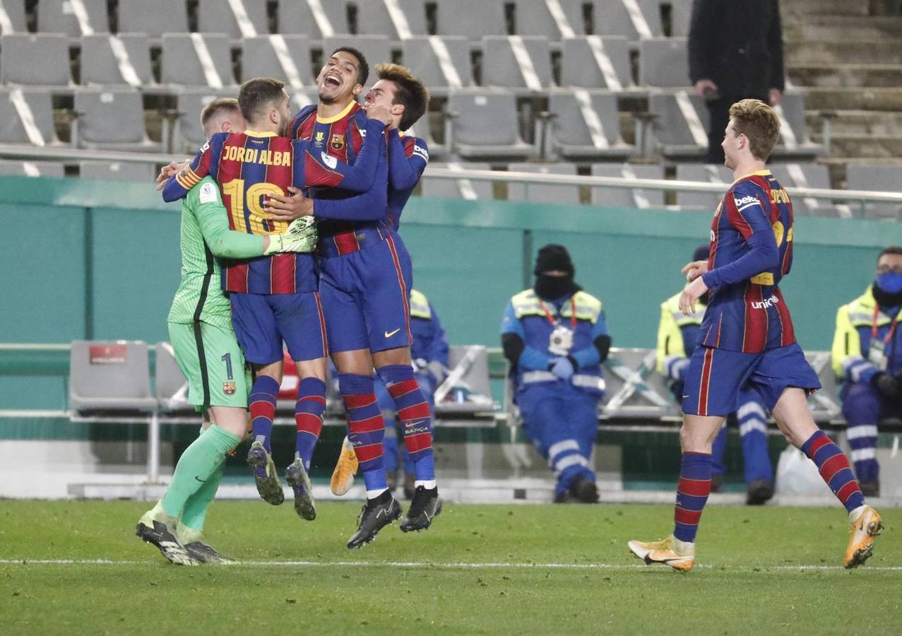 El Barcelona - Real de la Supercopa en El Arcángel de Córdoba, en imágenes