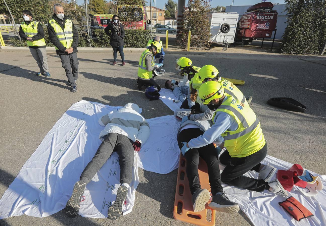 En imágenes, simulacro de actuación en la Escuela de Emergencias SAMU