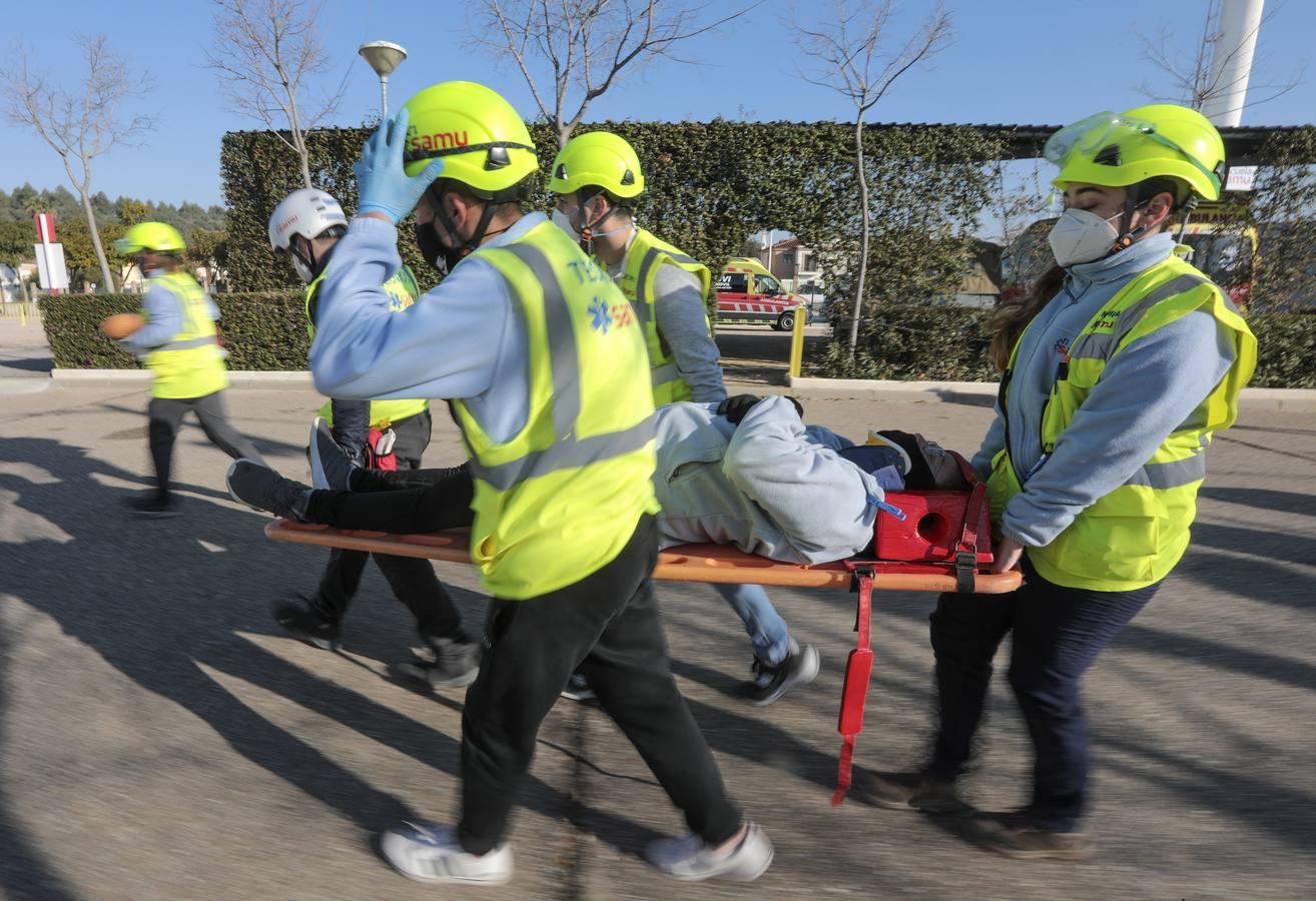 En imágenes, simulacro de actuación en la Escuela de Emergencias SAMU