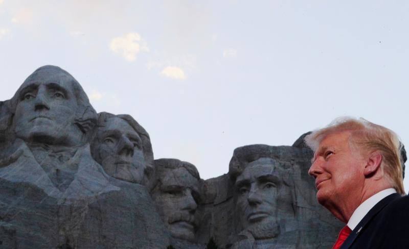 Trump, a la altura del monte Rushmore. 