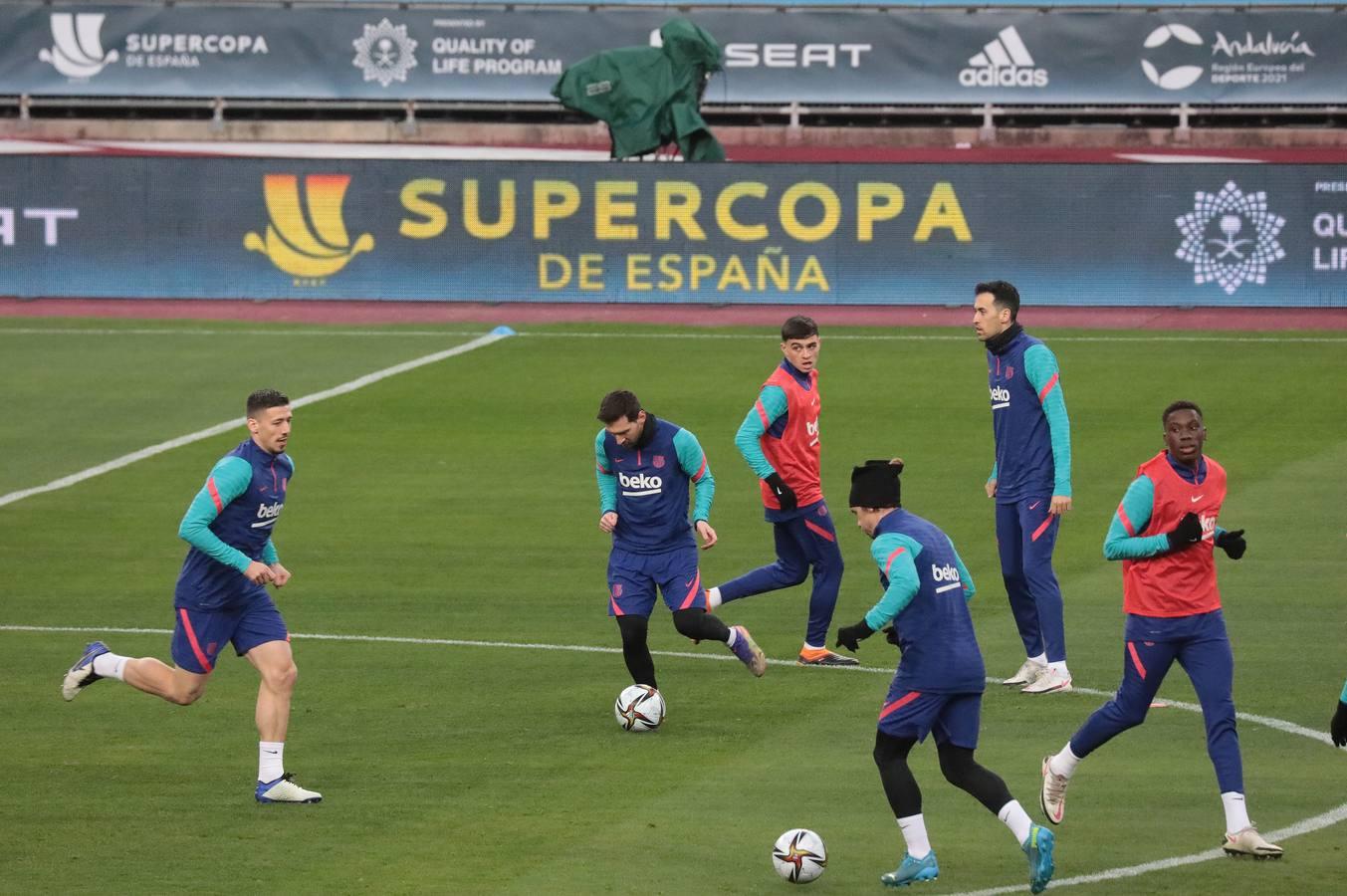 El Barcelona se prepara para la final de la Supercopa de España en Sevilla