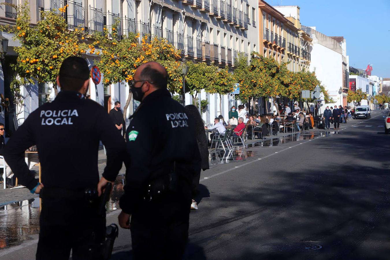 En imágenes, la primera jornada de nuevas restricciones en Córdoba, Pozoblanco y Lucena