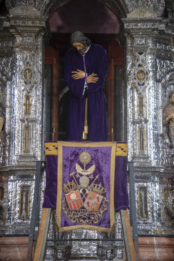 Subida del Señor de Pasión a su altar