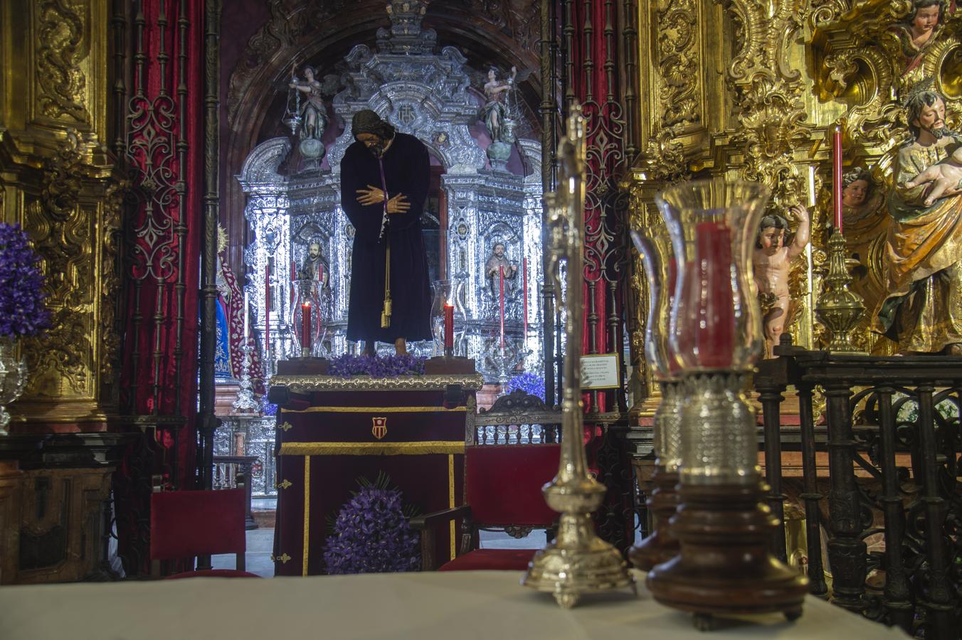 Subida del Señor de Pasión a su altar