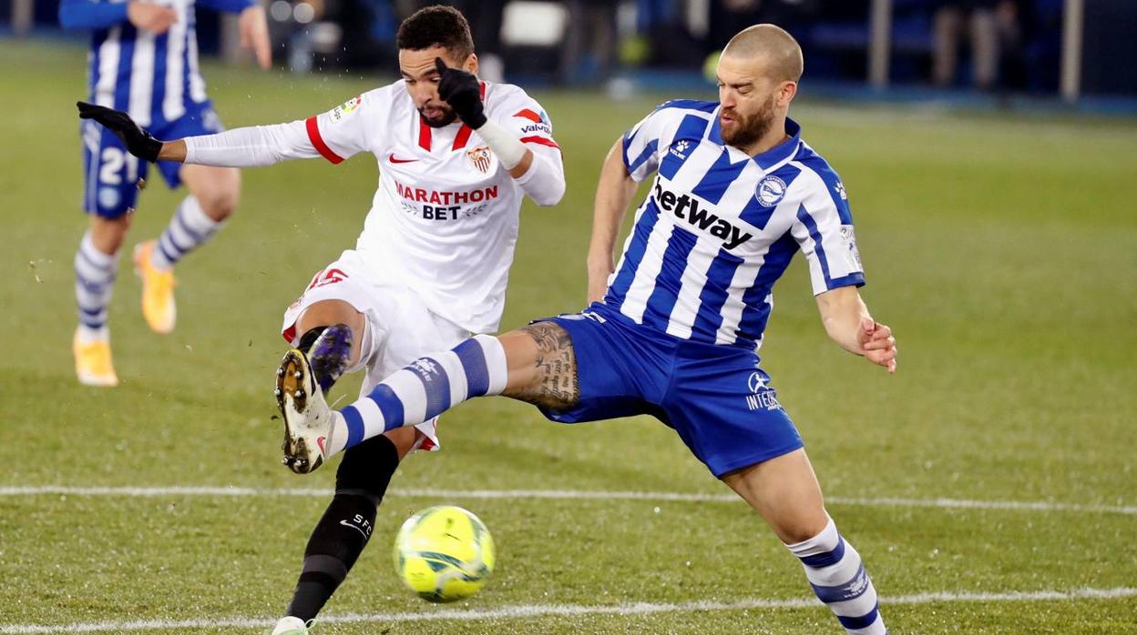 Las mejores imágenes del partido entre el Alavés y el Sevilla