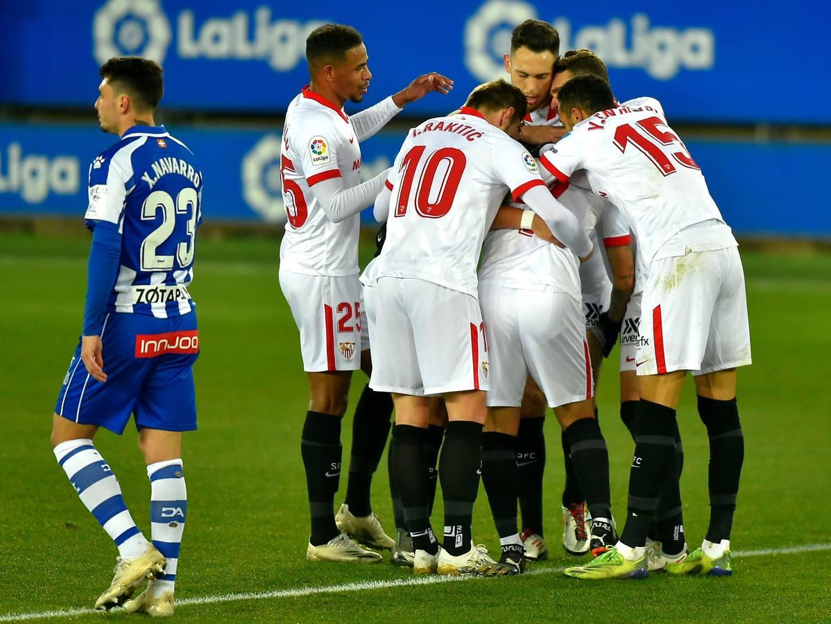 Las mejores imágenes del partido entre el Alavés y el Sevilla