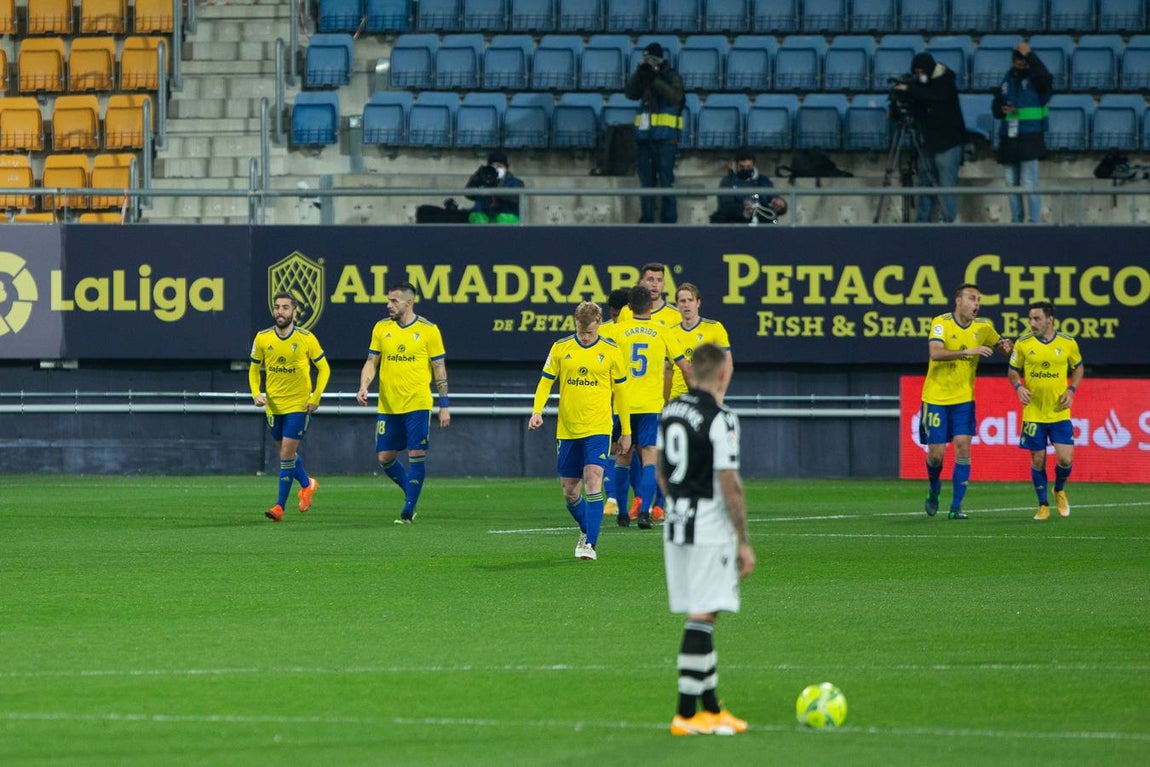 FOTOS: Las imágenes del Cádiz - Levante