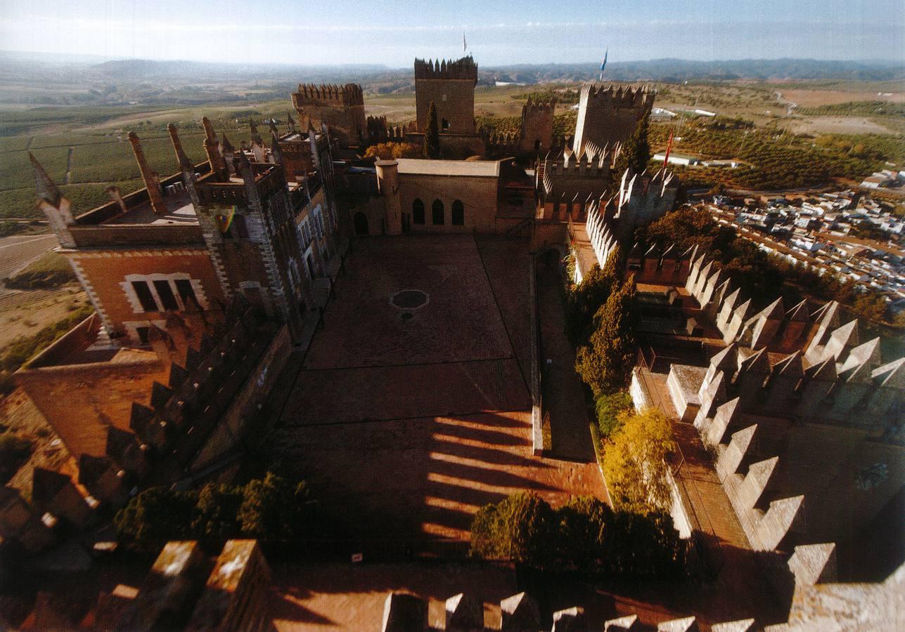 La historia del Castillo de Almodóvar del Río, en imágenes