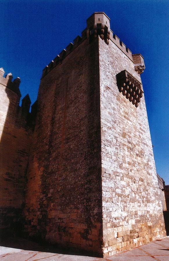 La historia del Castillo de Almodóvar del Río, en imágenes