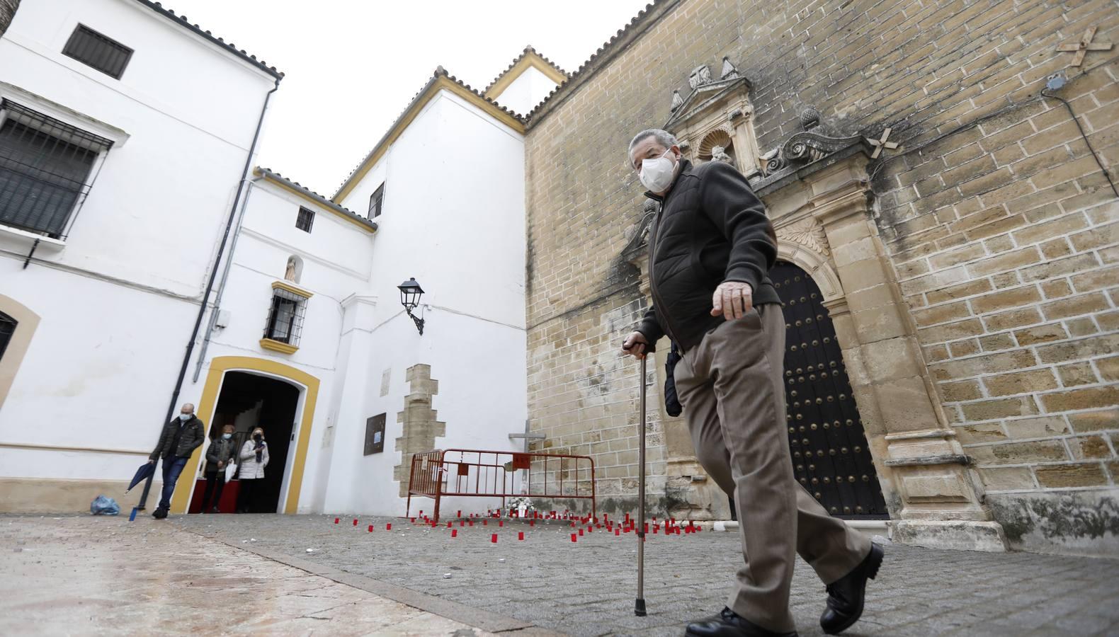 La vida cotidiana en Aguilar tras perder la cruz, en imágenes