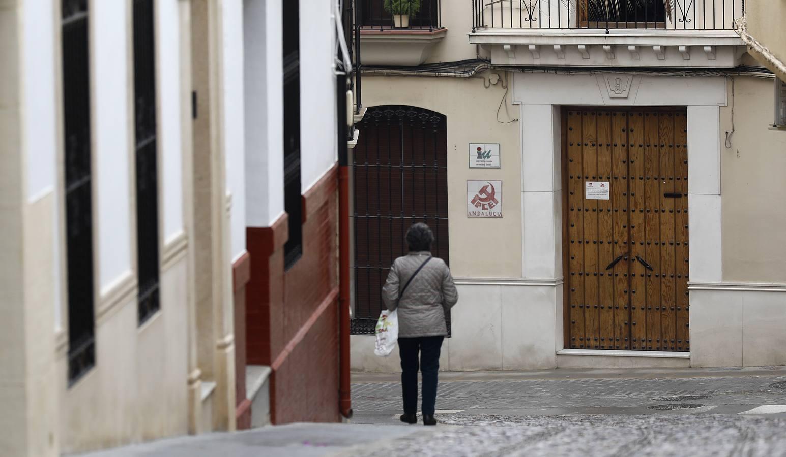 La vida cotidiana en Aguilar tras perder la cruz, en imágenes