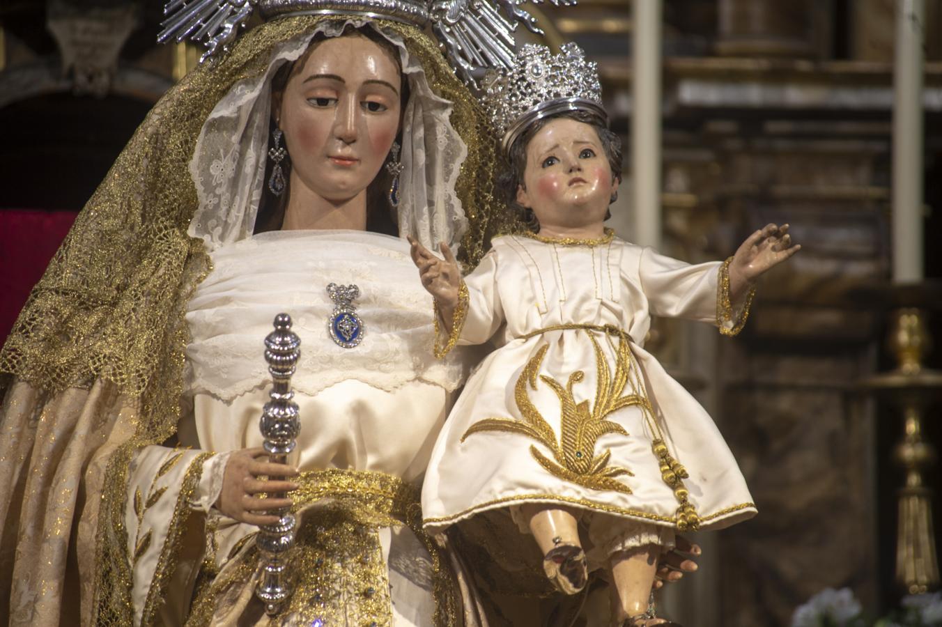 La Virgen de la Paz de la Mortaja