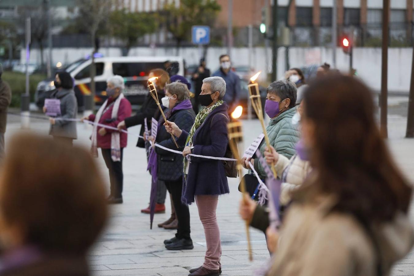 La concentración de la Plataforma contra la Violencia a las Mujeres, en imágenes