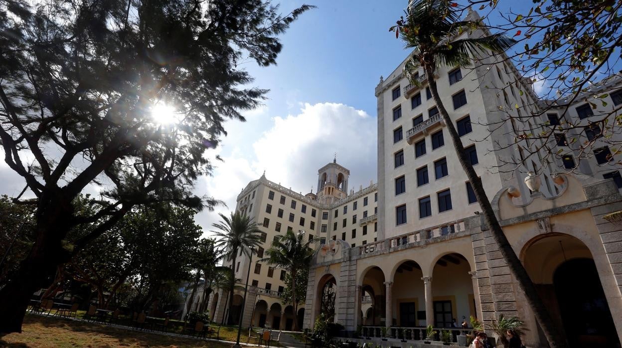 Mafiosos, misiles, actores y políticos llenan de historias los 90 años del Hotel Nacional de Cuba