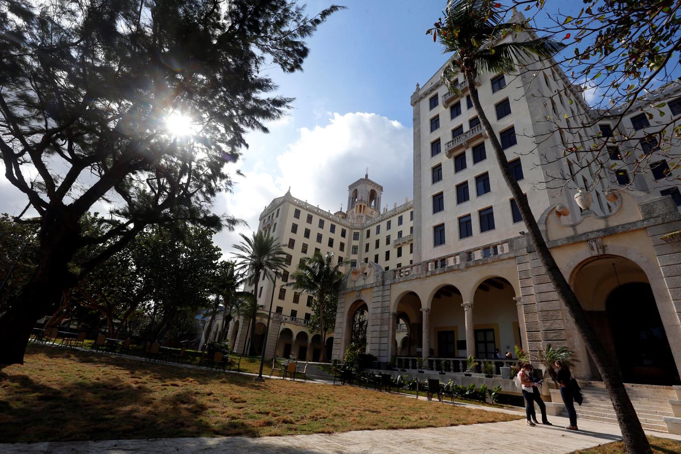 Junto al malecón de La Habana. Fotografía que muestra la fachada exterior del Hotel Nacional de Cuba el 19 de enero del 2021, en La Habana (Cuba).