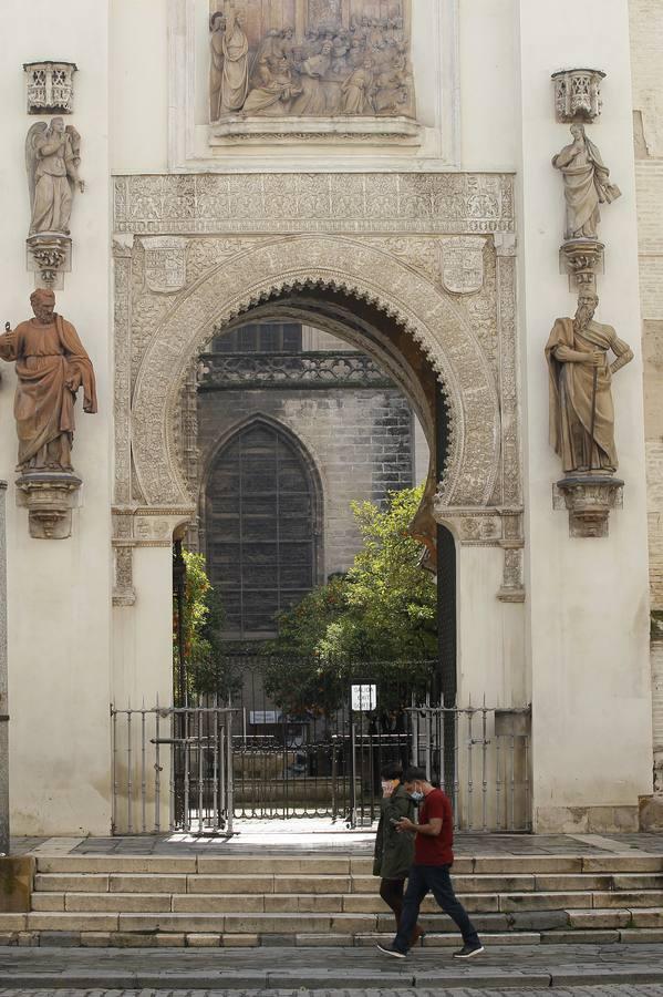 Las imágenes del ambiente que se vive en Sevilla con el cierre perimetral