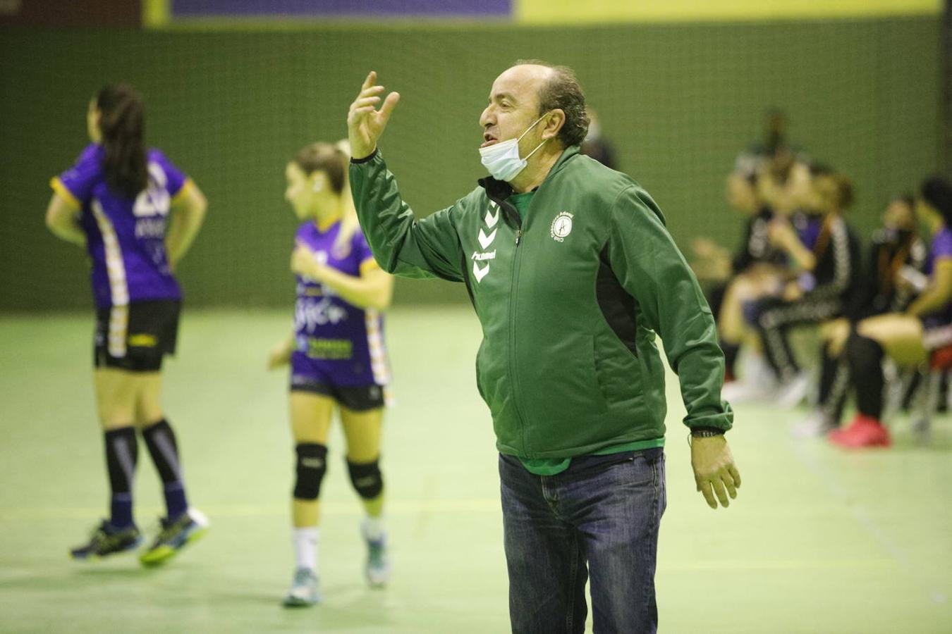 El partido de balonmano Adesal-Liberbank Gijón, en imágenes