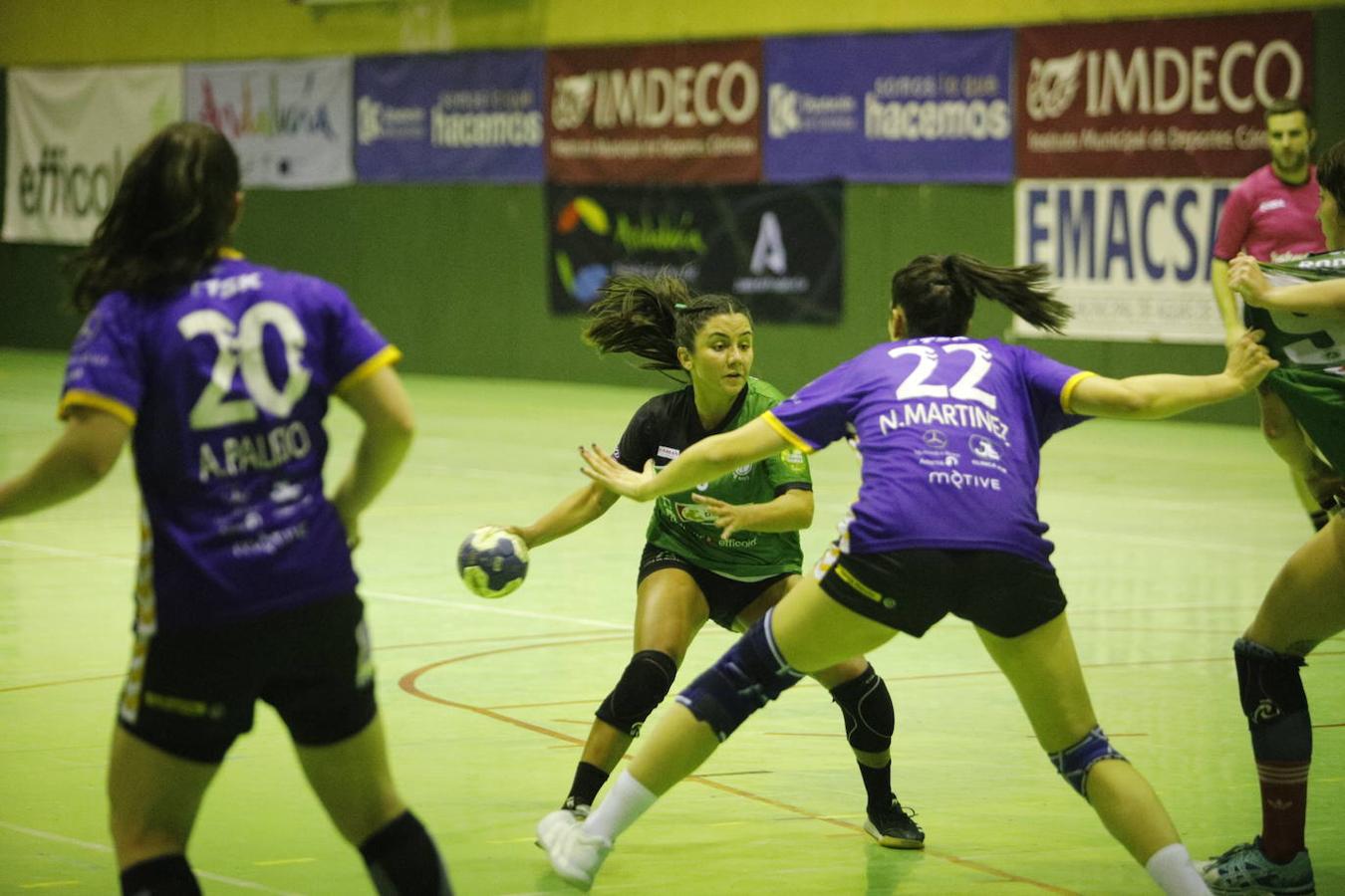 El partido de balonmano Adesal-Liberbank Gijón, en imágenes