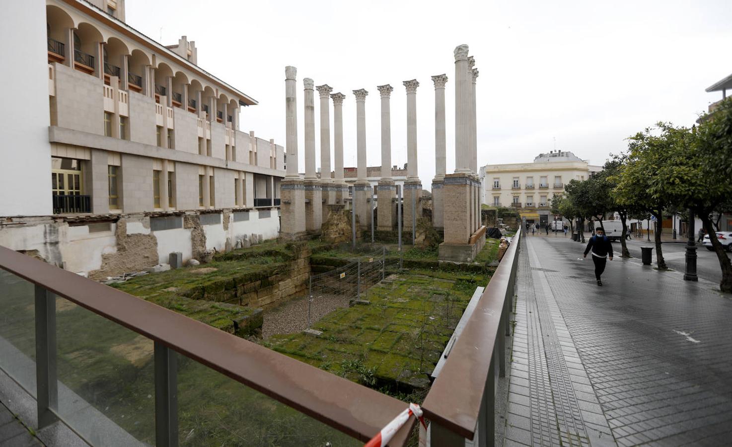 El abandono del Templo Romano, en imágenes