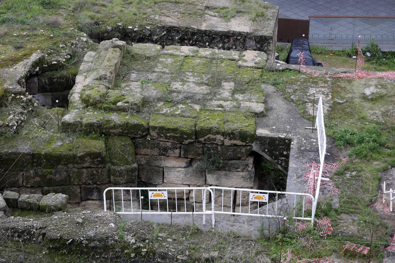 El abandono del Templo Romano, en imágenes