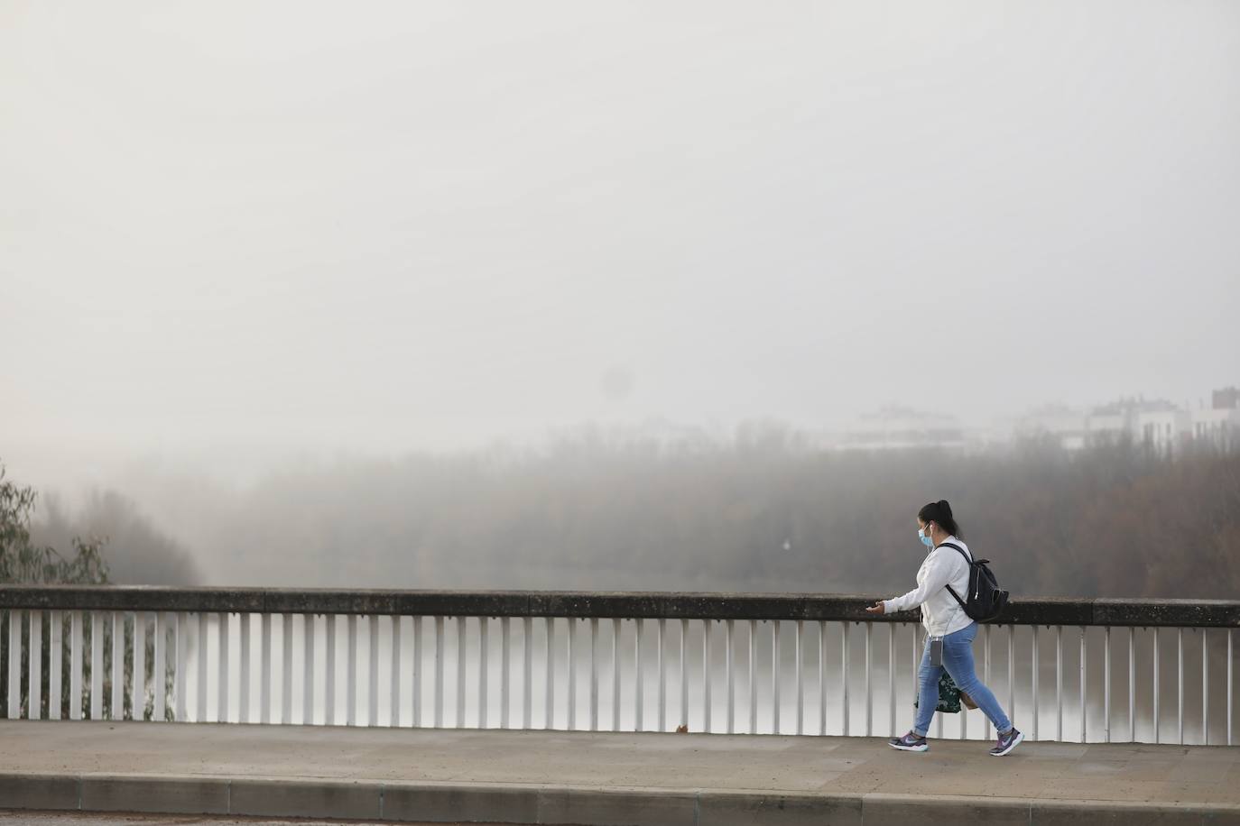 En imágenes, la mañana de niebla en Córdoba