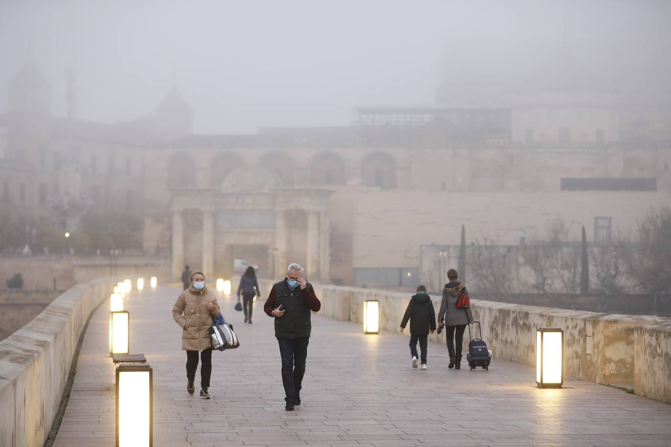 En imágenes, la mañana de niebla en Córdoba