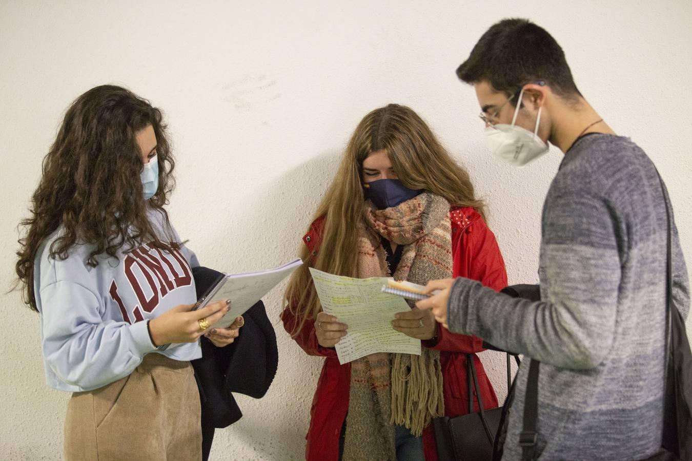 Comienzan los exámenes presenciales en la Universidad de Sevilla