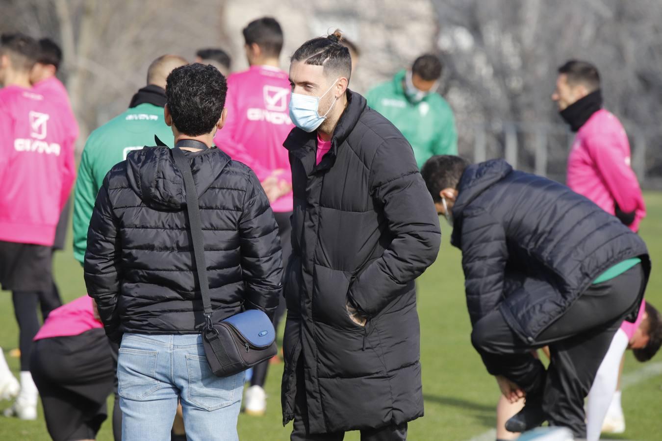 El primer entrenamiento de Alberto Ródenas con el Córdoba CF, en imágenes