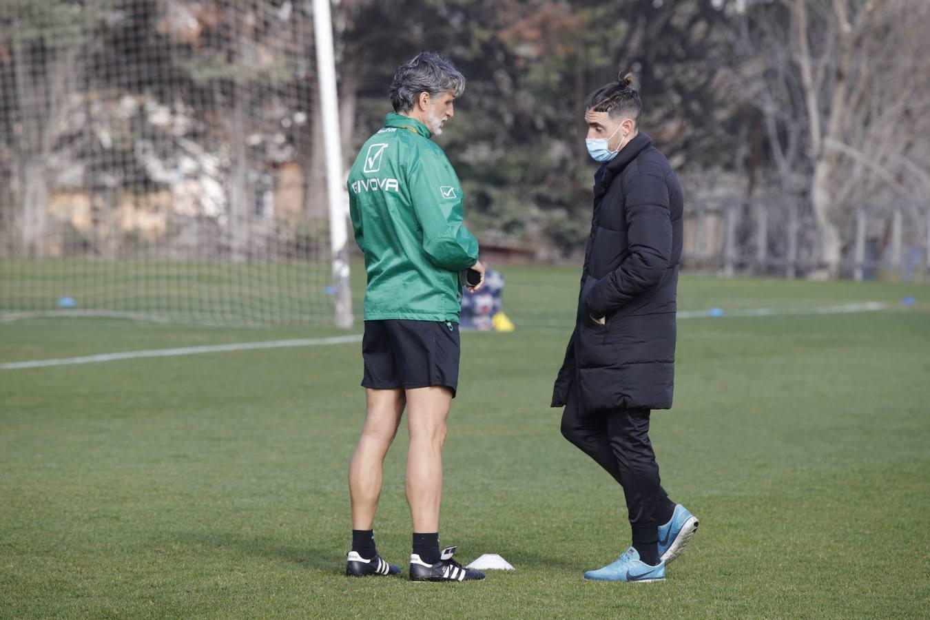 El primer entrenamiento de Alberto Ródenas con el Córdoba CF, en imágenes