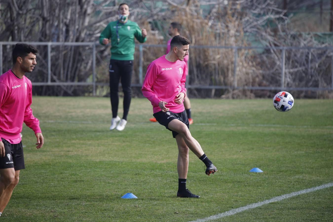 El primer entrenamiento de Alberto Ródenas con el Córdoba CF, en imágenes