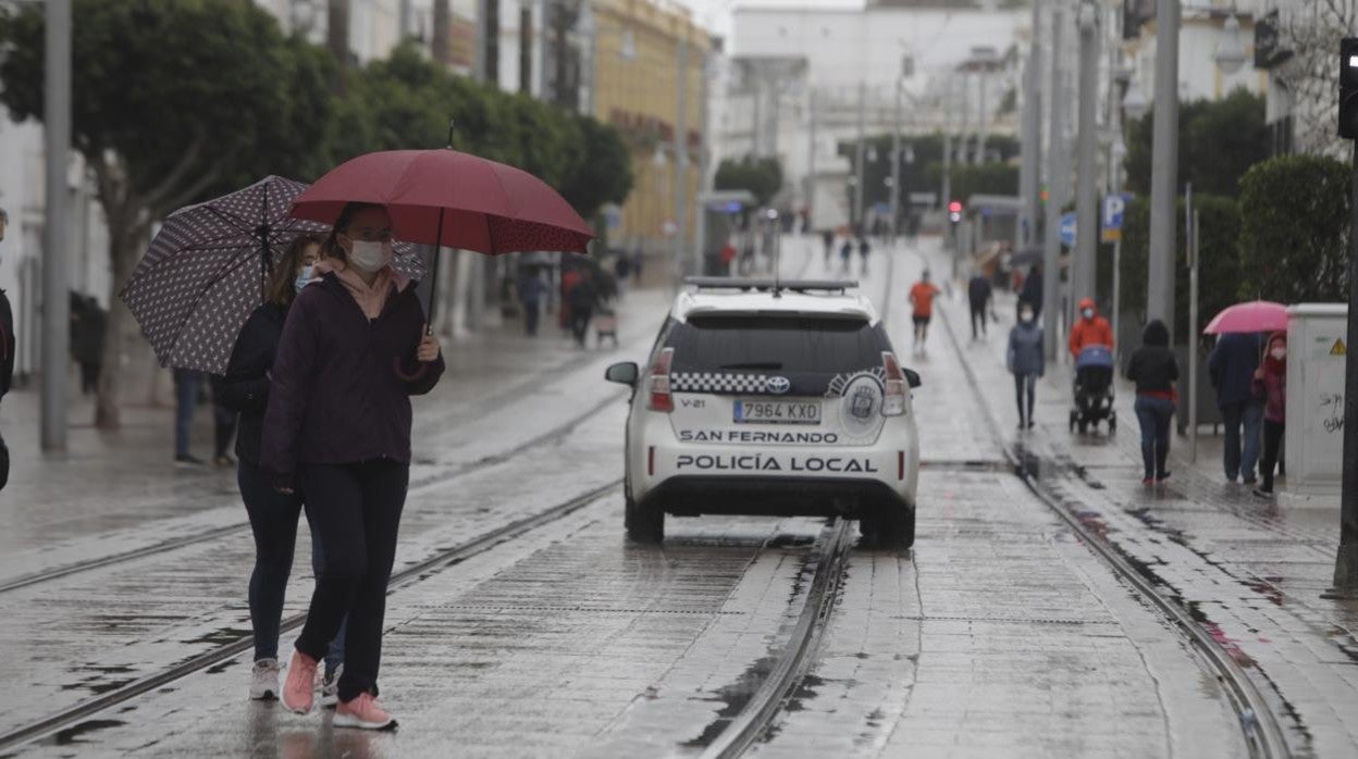 Primer día de cierre de la actividad no esencial en San Fernando