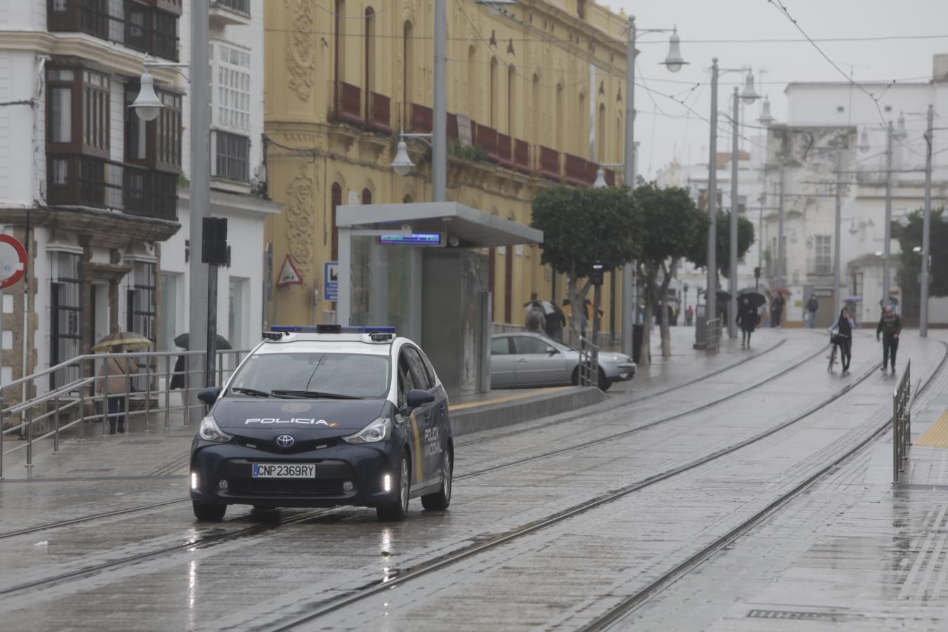 Primer día de cierre de la actividad no esencial en San Fernando