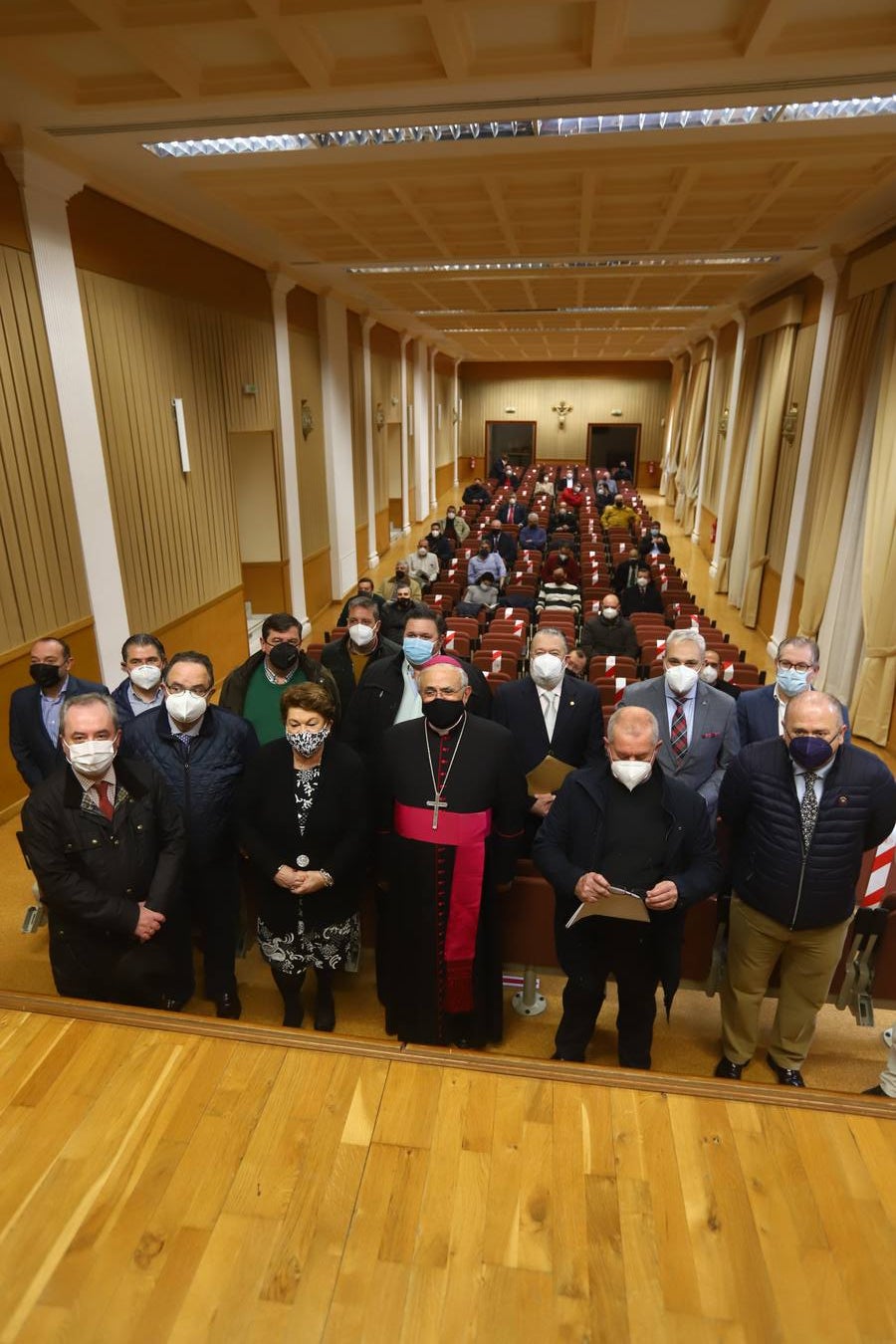 En imágenes, la asamblea de las hermandades y cofradías de Córdoba