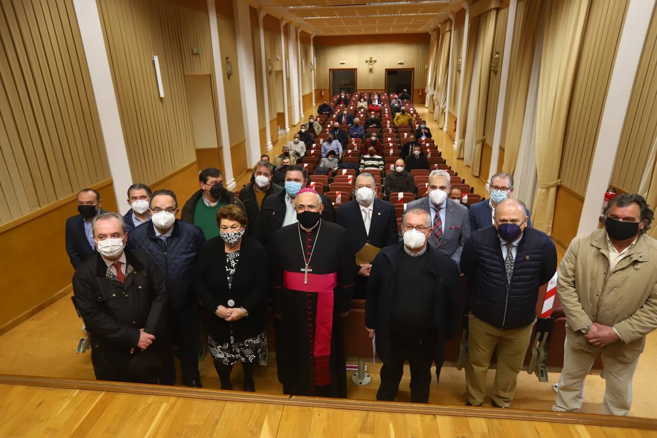 En imágenes, la asamblea de las hermandades y cofradías de Córdoba