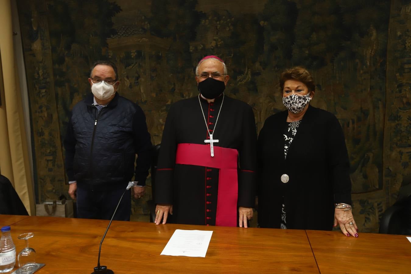 En imágenes, la asamblea de las hermandades y cofradías de Córdoba